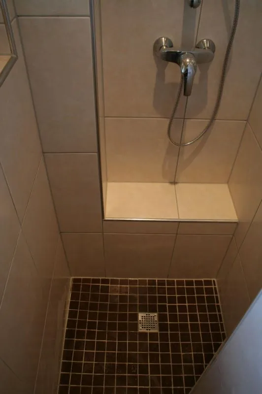douche carrelée